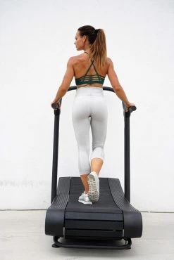 IN10CT Health Runner 10 IN10CT Health Runner -Professional Fitness Store 2417dc8af8570f274e6775d4d60496da 5d0a7589d894d 600x899 1